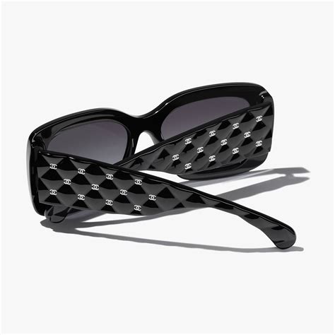 Rectangular sunglasses in acetate 